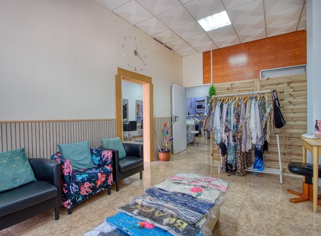 Resale - Commercial Unit - Torrevieja - La Mata