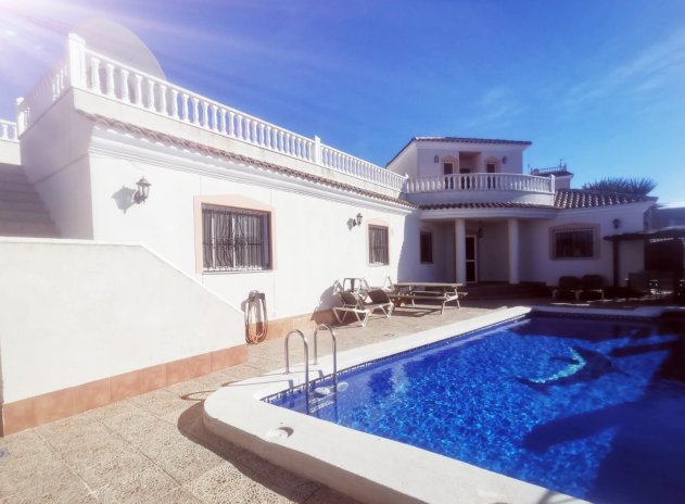 Resale - Villa - Los Alcazares - Town