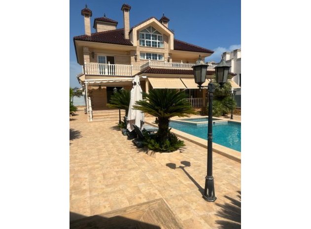 Reventa - Villa - Torrevieja - La Veleta