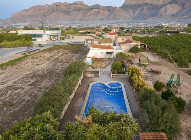 Herverkoop - Finca / Country Property - Orihuela