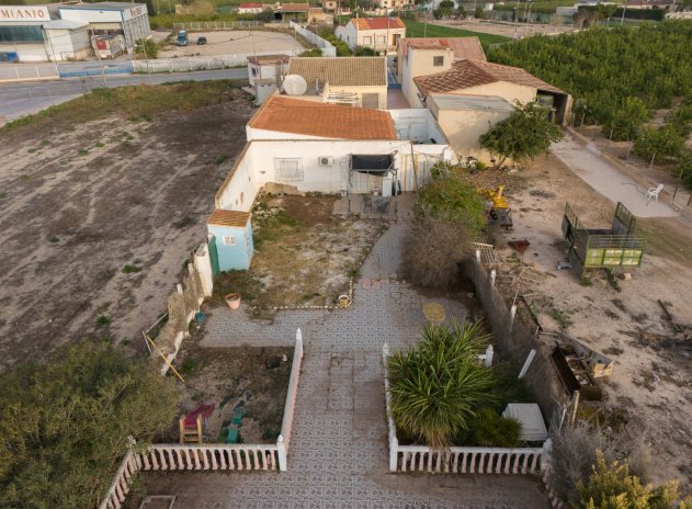 Herverkoop - Finca / Country Property - Orihuela