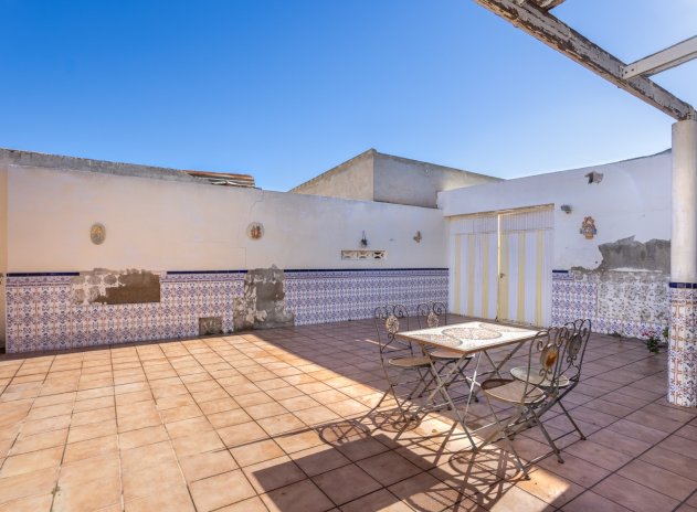 Herverkoop - Finca / Country Property - Orihuela