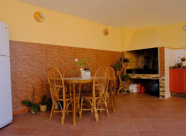 Reventa - Finca / Country Property - Orihuela