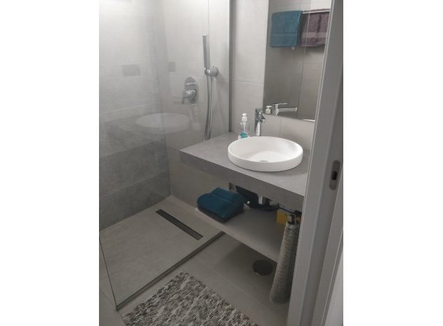 Reventa - Apartamento / piso - Guardamar del Segura