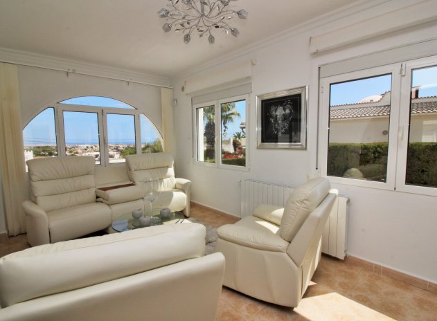 Resale - Villa - Villamartin - Villamartín