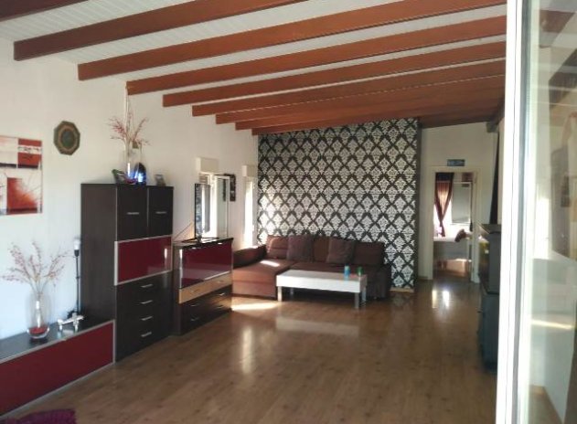 Resale - Villa - La Matanza