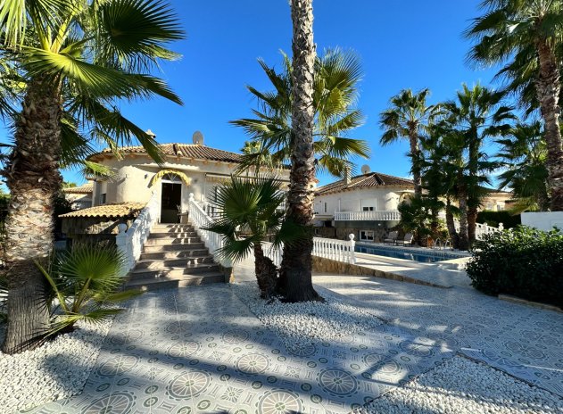 Resale - Villa - Orihuela - Benferri