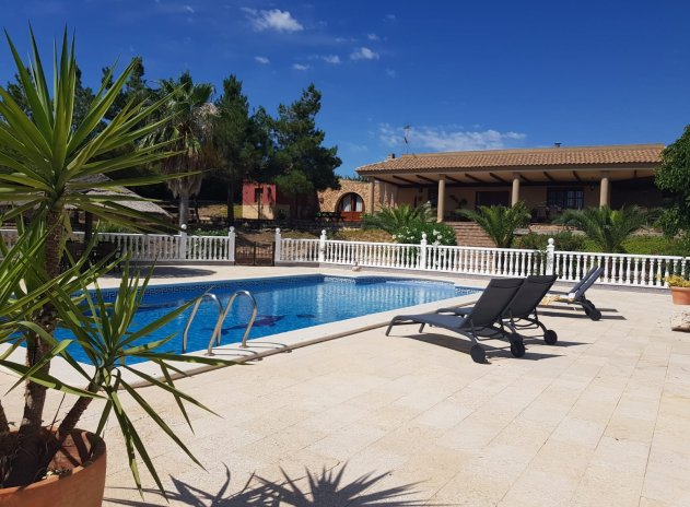 Resale - Finca / Country Property *  - Murcia - Murcia *