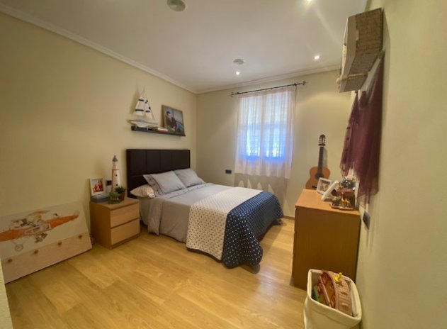 Resale - Finca / Country Property *  - Murcia - Murcia *