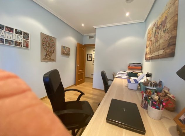 Resale - Finca / Country Property *  - Murcia - Murcia *