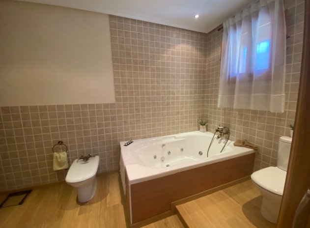 Resale - Finca / Country Property *  - Murcia - Murcia *