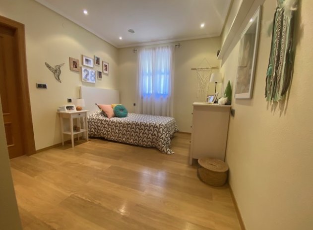 Resale - Finca / Country Property *  - Murcia - Murcia *