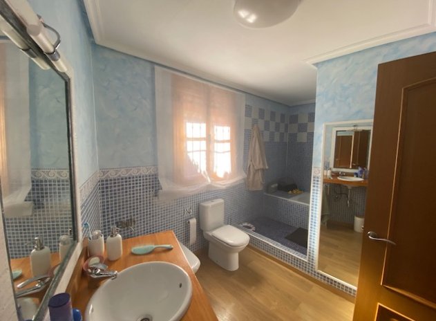 Resale - Finca / Country Property *  - Murcia - Murcia *