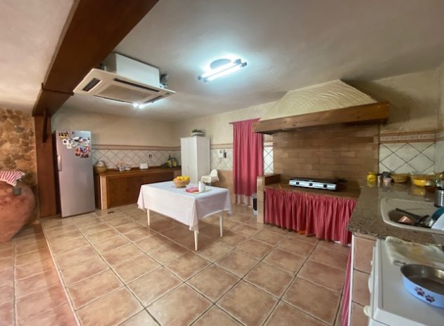 Resale - Finca / Country Property *  - Murcia - Murcia *