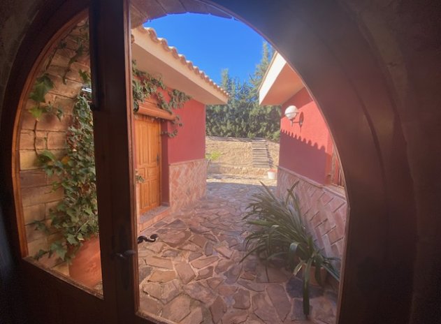 Resale - Finca / Country Property *  - Murcia - Murcia *