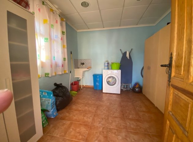 Resale - Finca / Country Property *  - Murcia - Murcia *