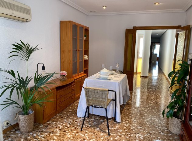 Resale - Apartment / flat - Elche - Center