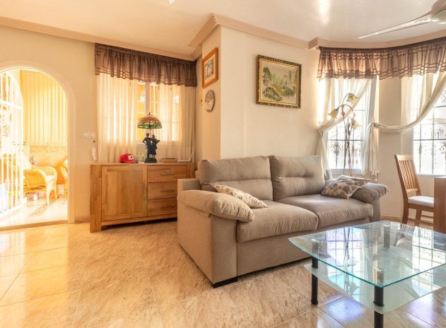 Resale - Villa - Torrevieja - Los altos