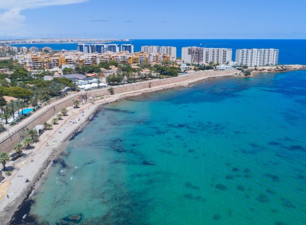 Resale - Apartment / flat - Torrevieja - Punta prima