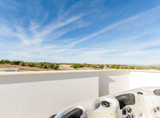 Obra nueva - Bungalow - Torrevieja - Los Balcones