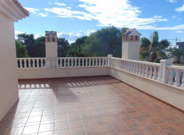 Wiederverkauf - Villa - Orihuela Costa - Cabo Roig