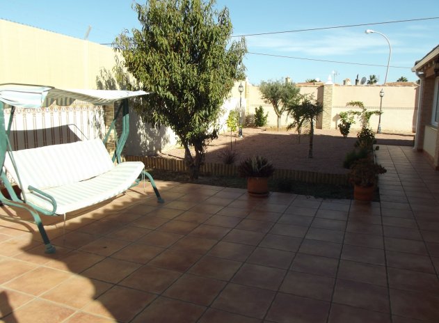 Resale - Villa - Torrevieja - El Chaparral