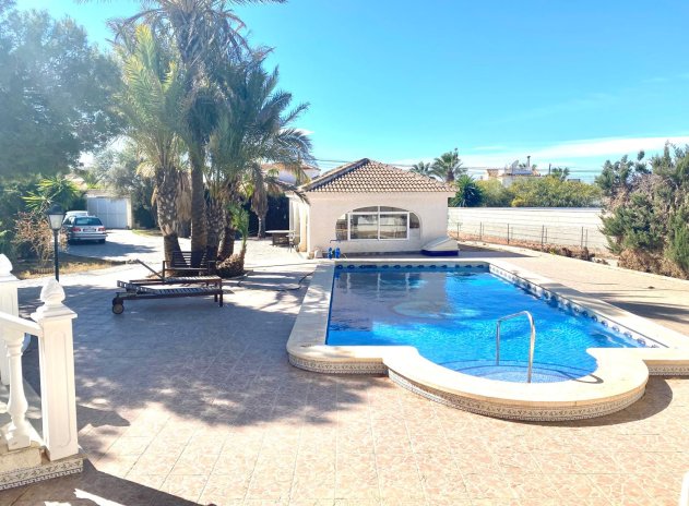 Reventa - Villa - Torrevieja - El Chaparral