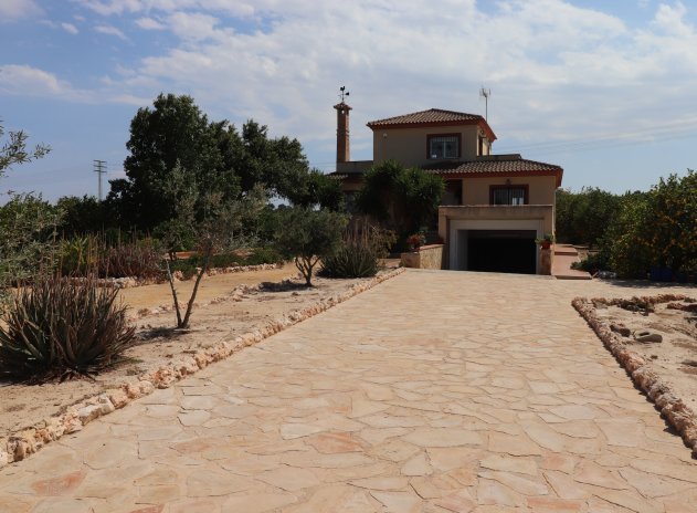 Resale - Country Property - Algorfa