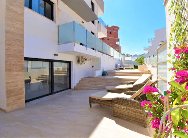 Revente - Villa - Orihuela Costa - Villamartín