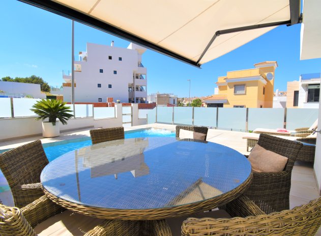 Revente - Villa - Orihuela Costa - Villamartín