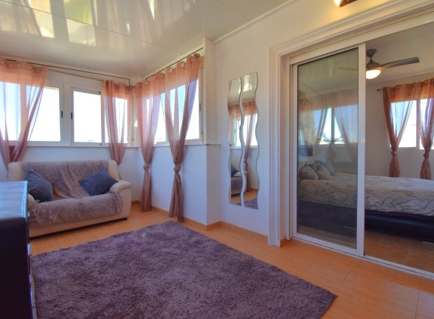 Resale - Villa - Orihuela Costa - Playa Flamenca