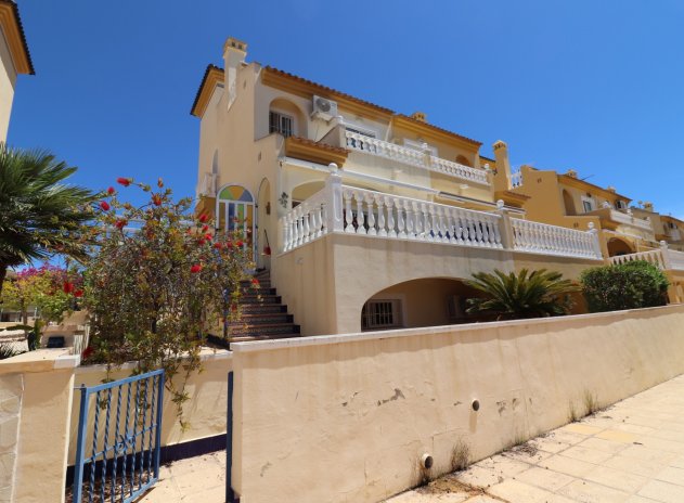 Herverkoop - Semi Detached Villa - Benimar