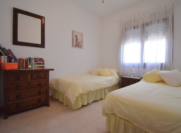 Resale - Villa - Orihuela Costa - Villamartín