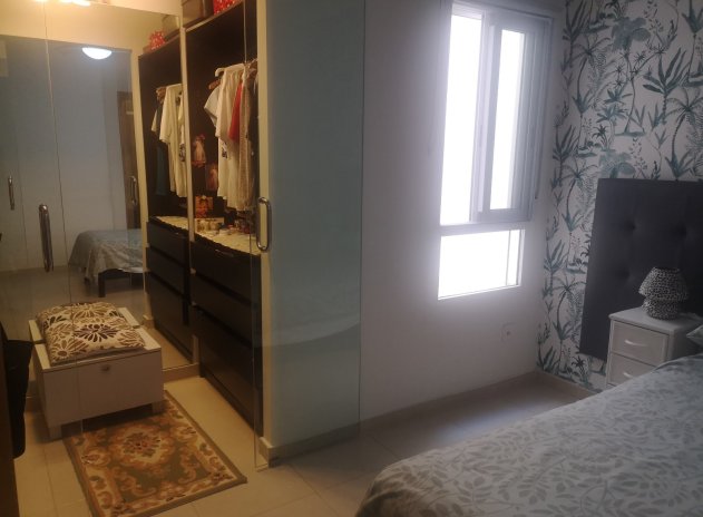 Reventa - Apartamento / piso - Los Montesinos