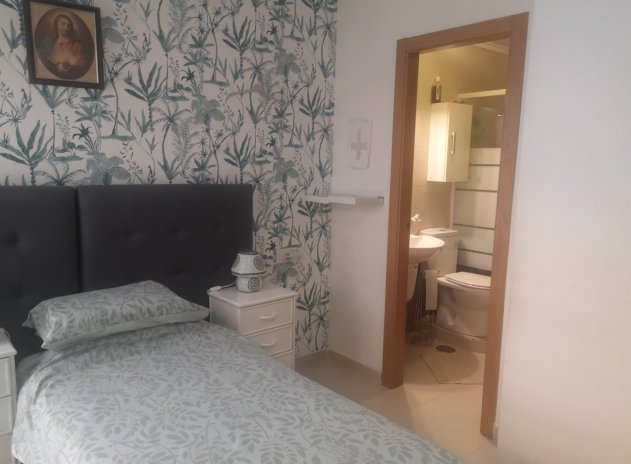 Reventa - Apartamento / piso - Los Montesinos