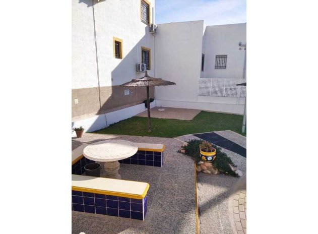 Resale - Apartment / flat - Entre Naranjos