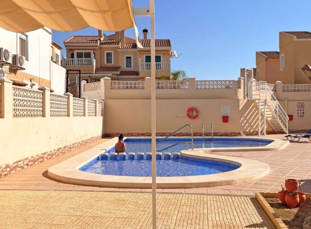 Herverkoop - Villa - Orihuela Costa - Villamartín