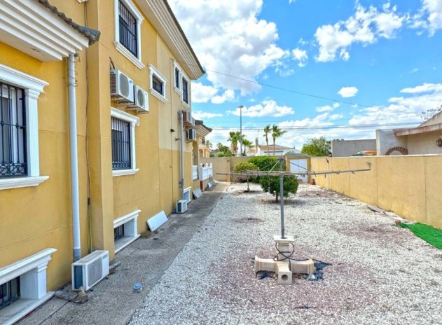 Herverkoop - Villa - Torrevieja - Los Balcones