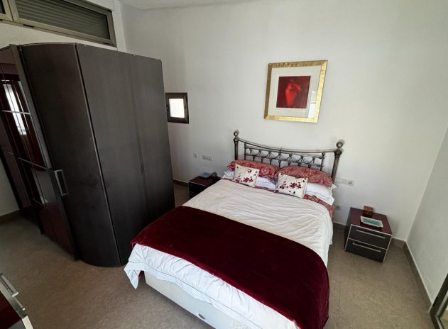 Resale - Villa Detached - Cox *