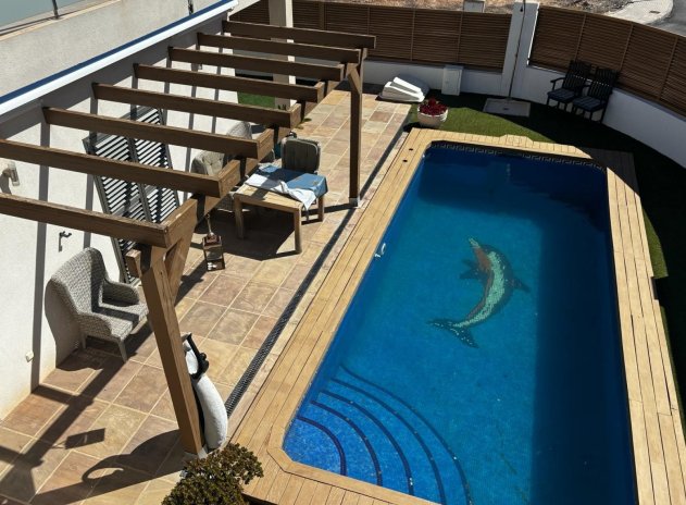 Resale - Villa Detached - Cox *