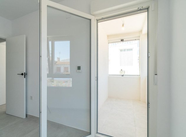 Wiederverkauf - Duplex - Torrevieja - Aguas nuevas 1