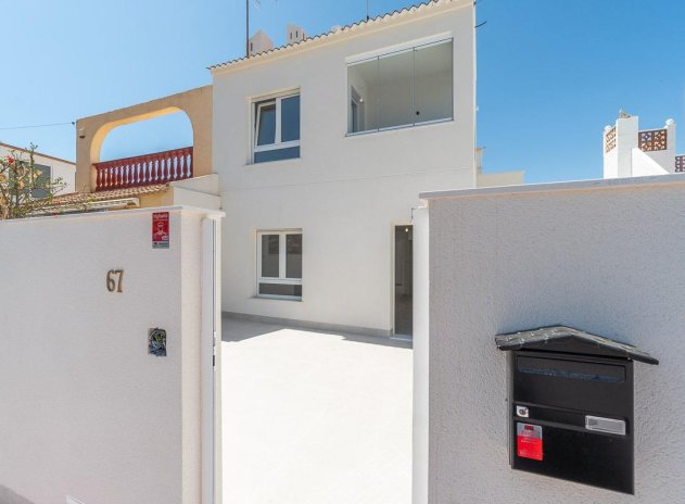 Reventa - Duplex - Torrevieja - Aguas nuevas 1