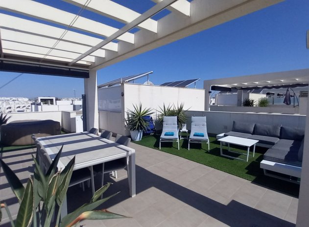 Resale - Penthouse - El Raso