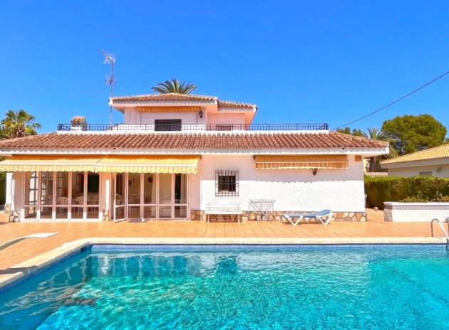 Resale - Villa - Orihuela Costa - Cabo Roig