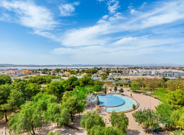 Wiederverkauf - Wohnung - Torrevieja - Parque las naciones