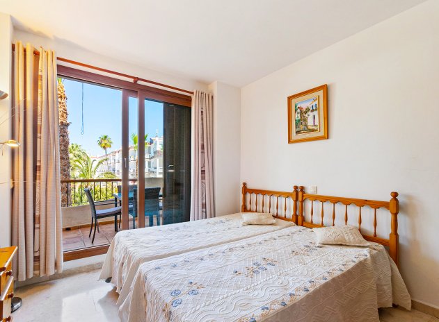 Herverkoop - Appartement / flat - Punta Prima - La Entrada