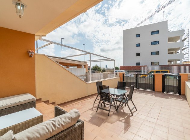 Resale - Bungalow - Orihuela Costa - Los Dolses