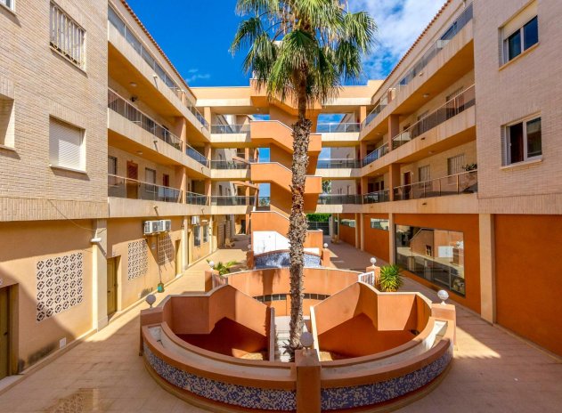 Resale - Apartment / flat - Orihuela Costa - Playa Flamenca