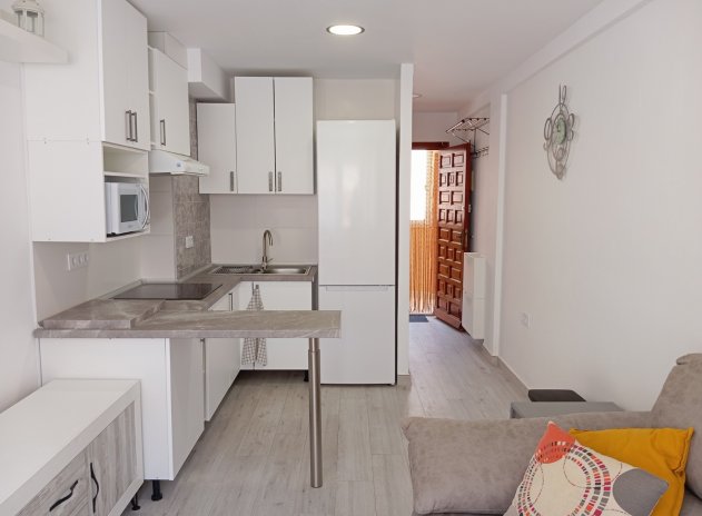 Resale - Apartment / flat - Orihuela Costa* - Mil Palmeras*