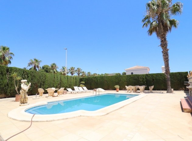 Resale - Villa - Orihuela Costa - Las Ramblas